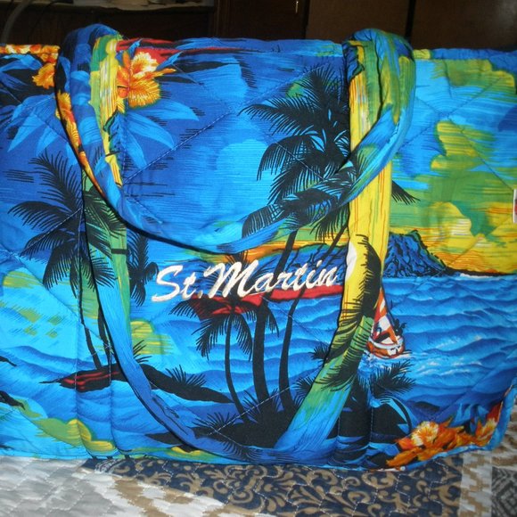 New Large Tote - Picture 1 of 6